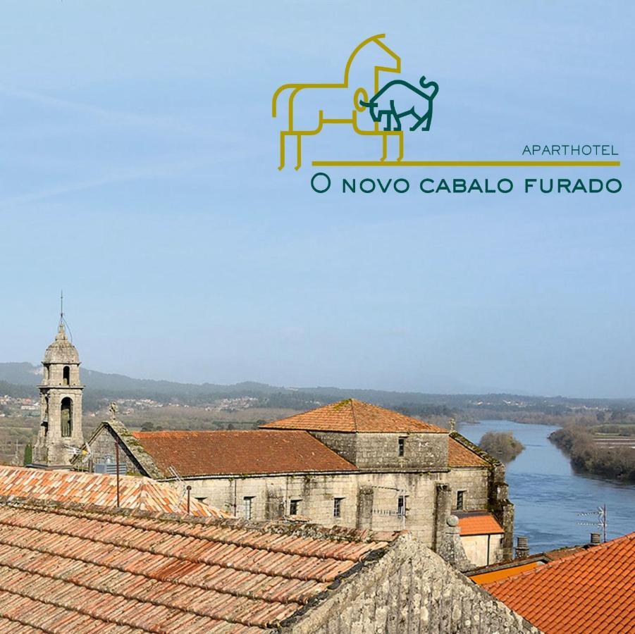 Aparthotel O Novo Cabalo Furado Tui Kültér fotó