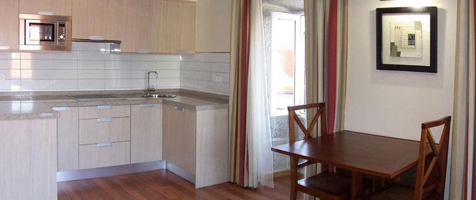 Aparthotel O Novo Cabalo Furado Tui Kültér fotó